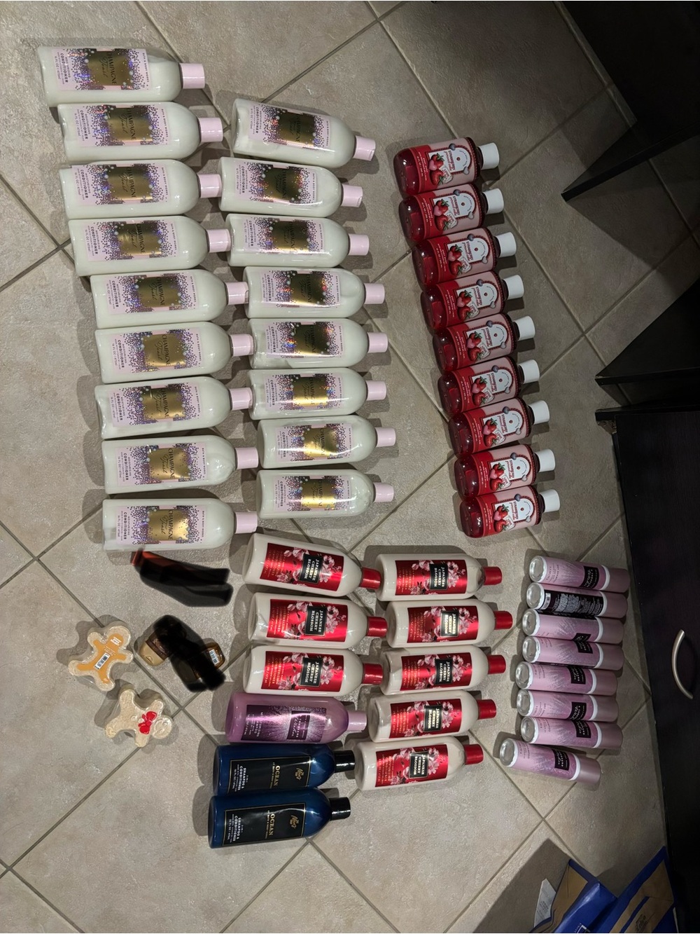 Bath & Body Works Bundle ( CAN BE MADE SMALLER DM )